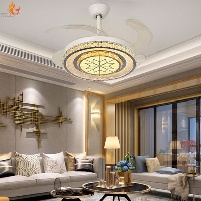 DC Motor 3 Blades Smart Led Ceiling Fan với Blades gấp